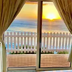 Sea House Holiday home *
