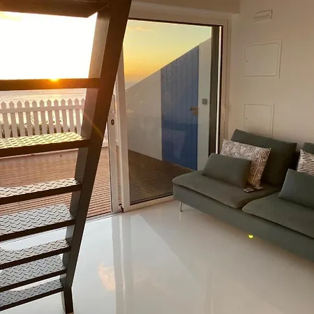 Sea House *