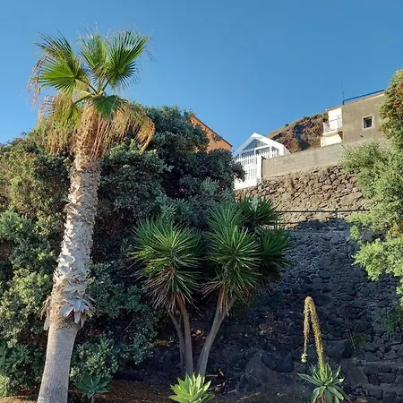 Nyaraló Sea House *